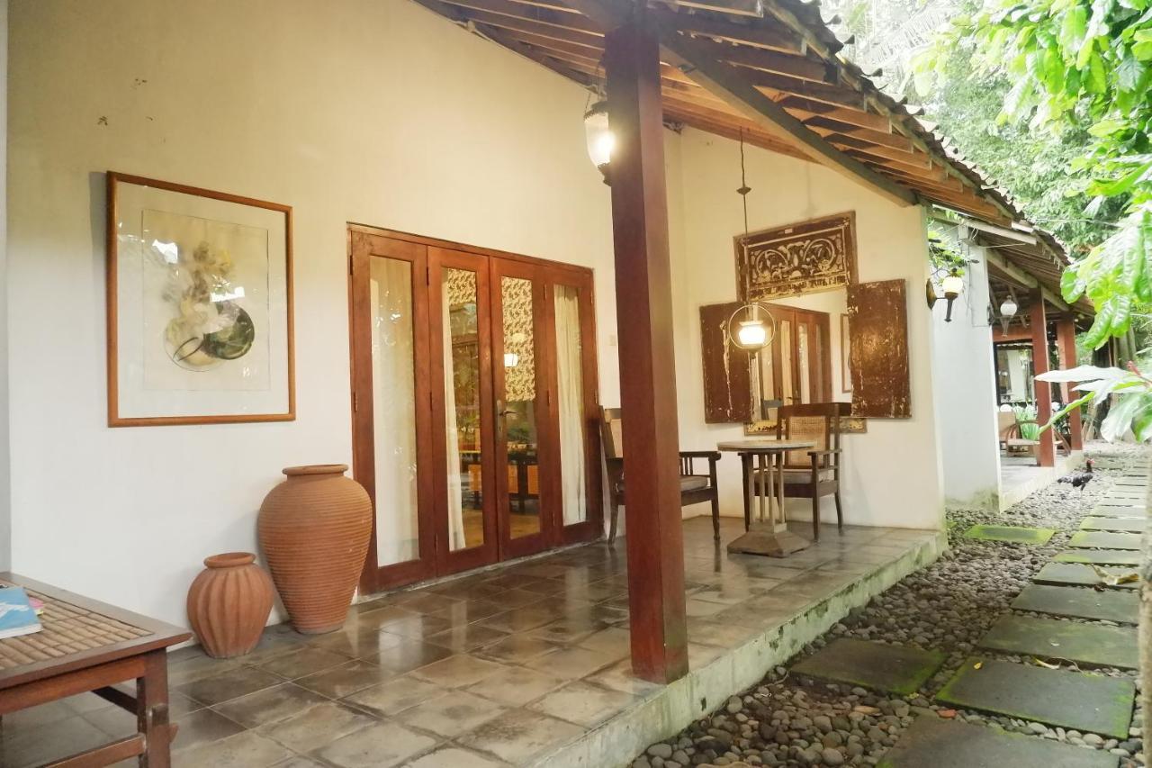 D'Omah Yogya Hotel Bantul Exterior photo