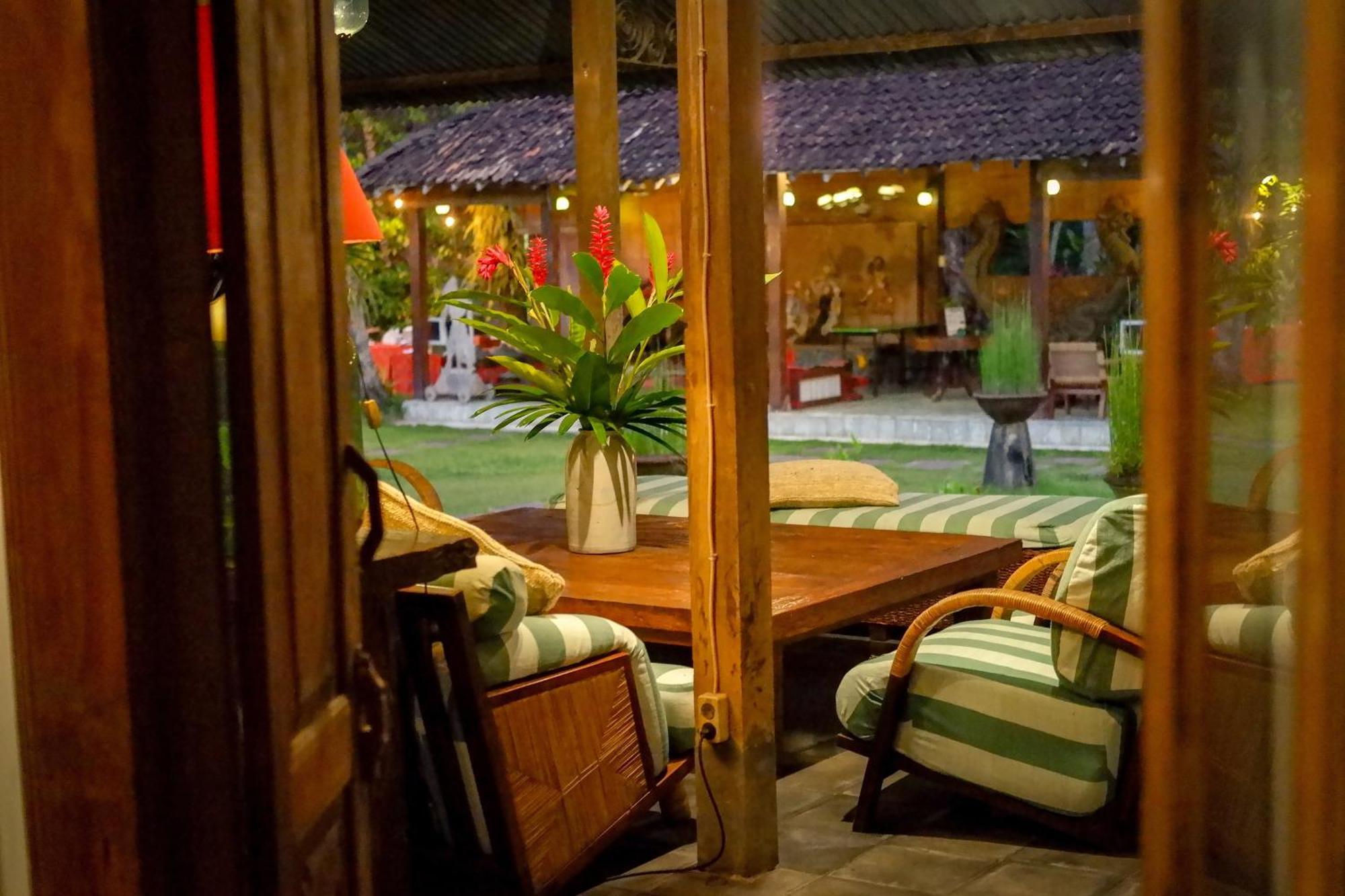 D'Omah Yogya Hotel Bantul Exterior photo