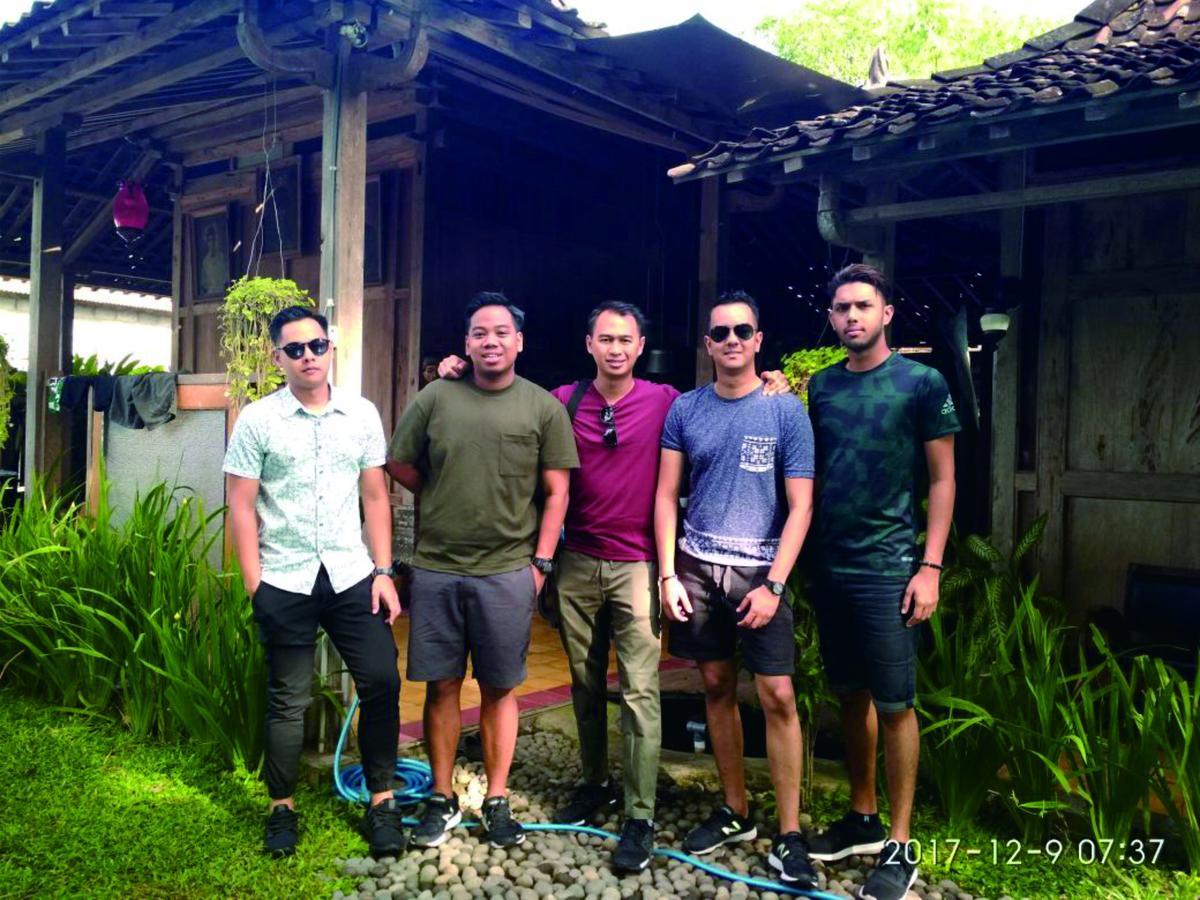 D'Omah Yogya Hotel Bantul Exterior photo