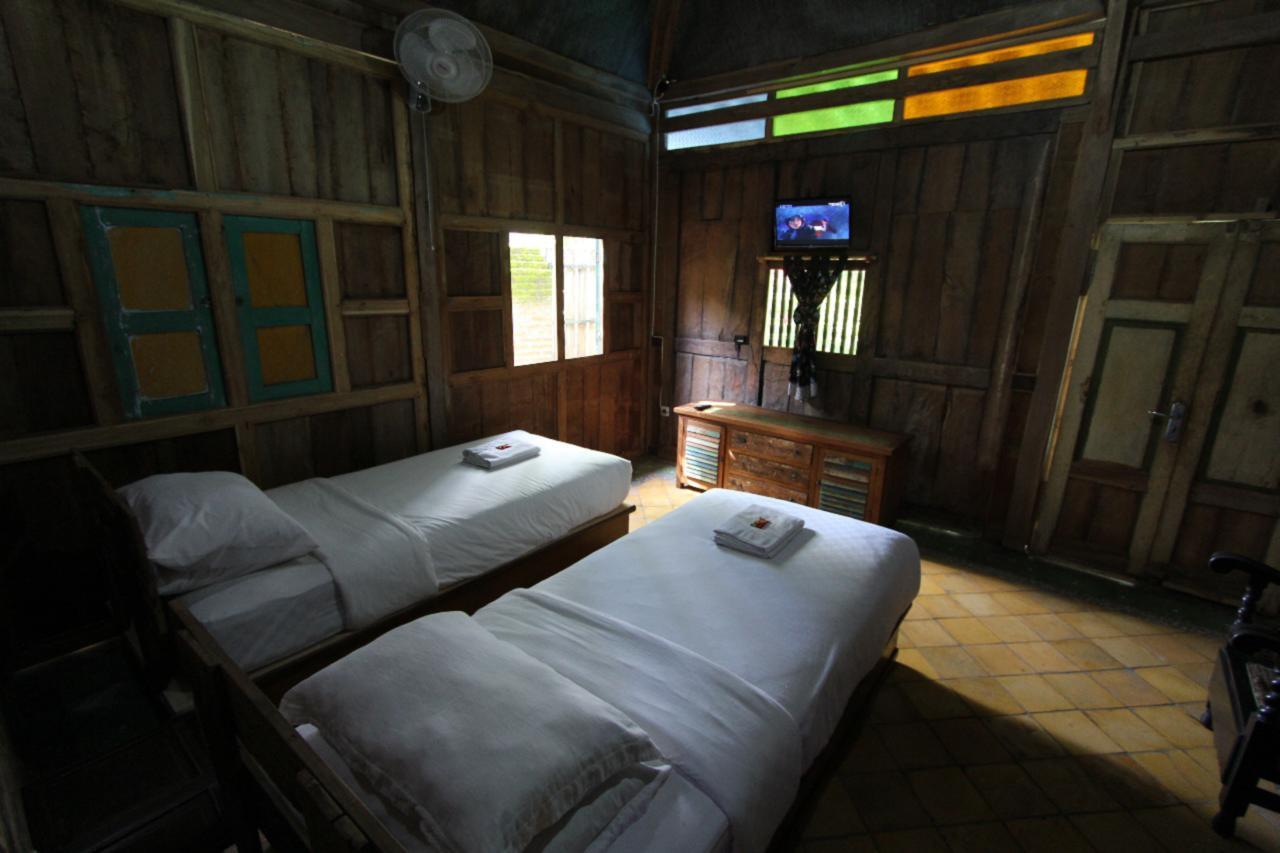 D'Omah Yogya Hotel Bantul Exterior photo