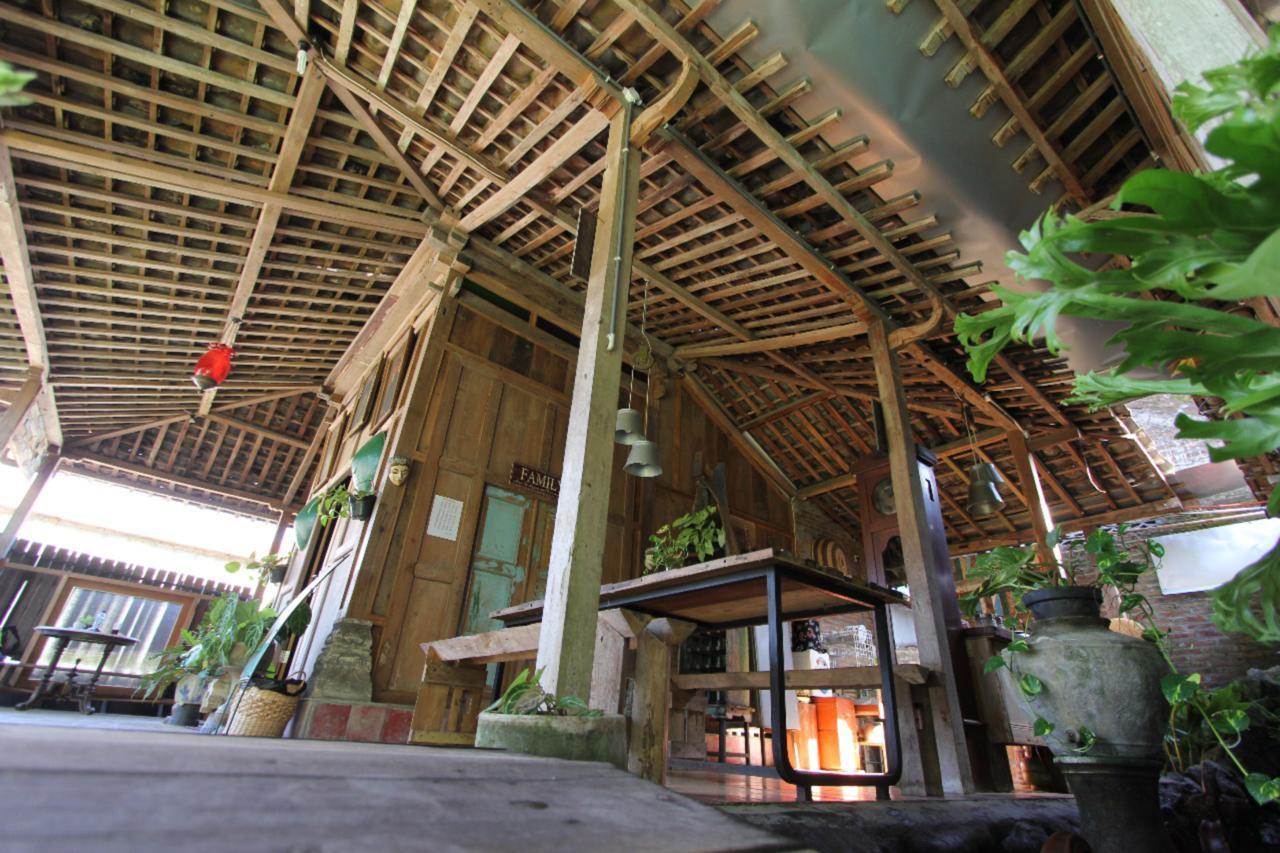 D'Omah Yogya Hotel Bantul Exterior photo
